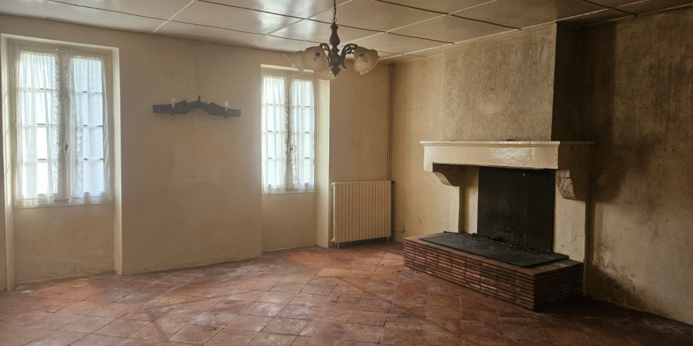 maison à ST FELIX DE FONCAUDE (33540)